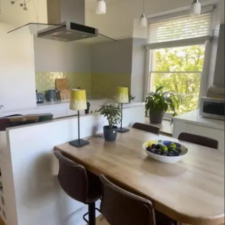 Fashionable 2bd Flat - Redland Apartment Bristol